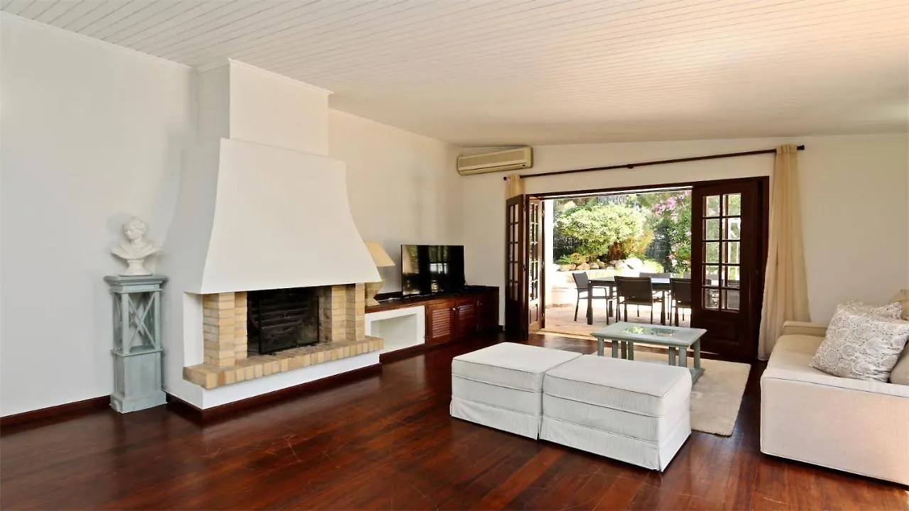 Villa Lynx: Marina-Side Retreat for 8 Vilamoura 0*,  Portugal