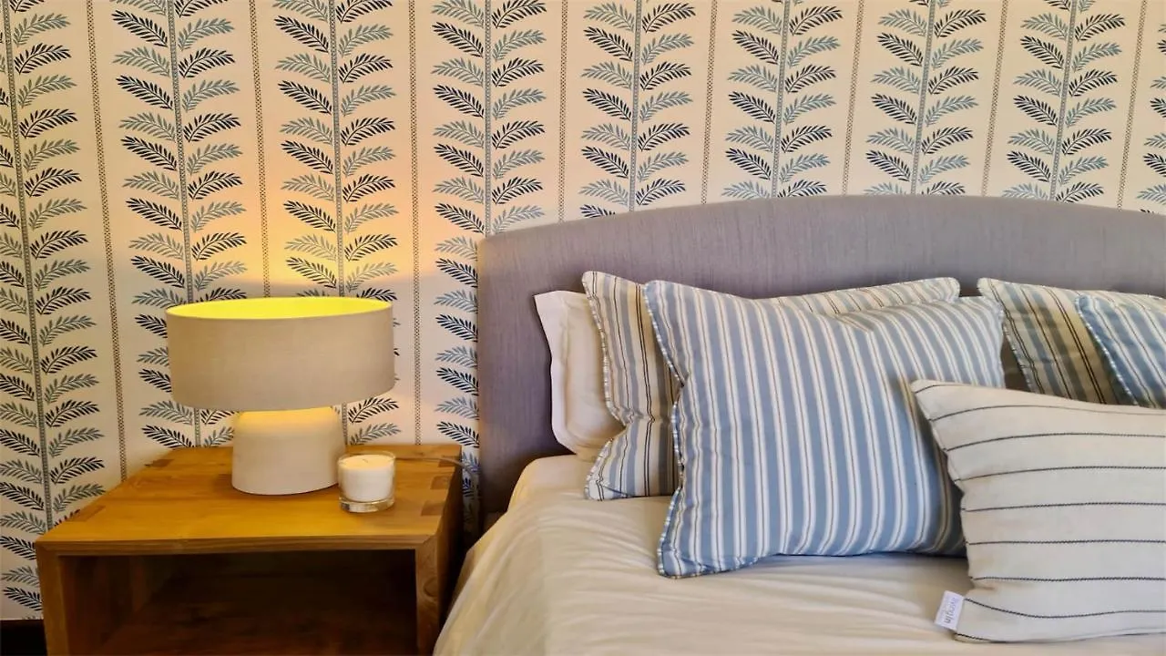 Villa Lynx: Marina-Side Retreat for 8 Vilamoura 0*,  Portugal