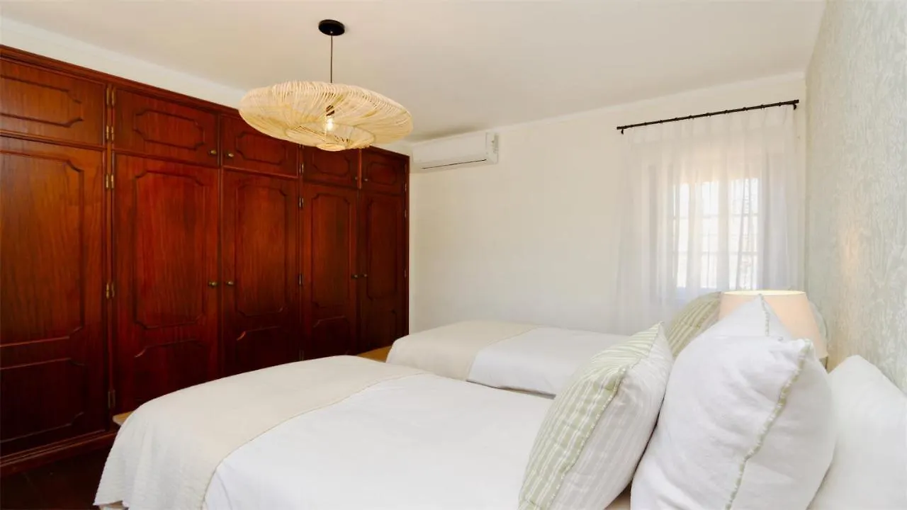 Holiday home Villa Lynx: Marina-Side Retreat for 8 Vilamoura Portugal