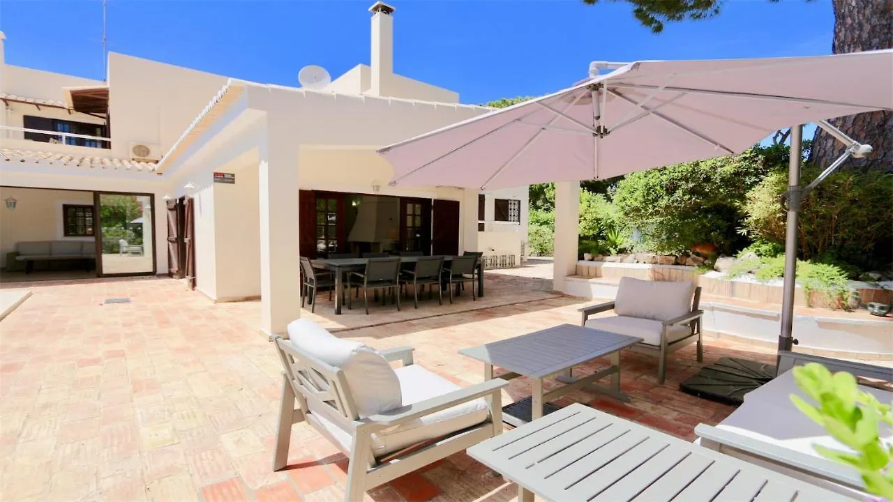 Holiday home Villa Lynx: Marina-Side Retreat for 8 Vilamoura
