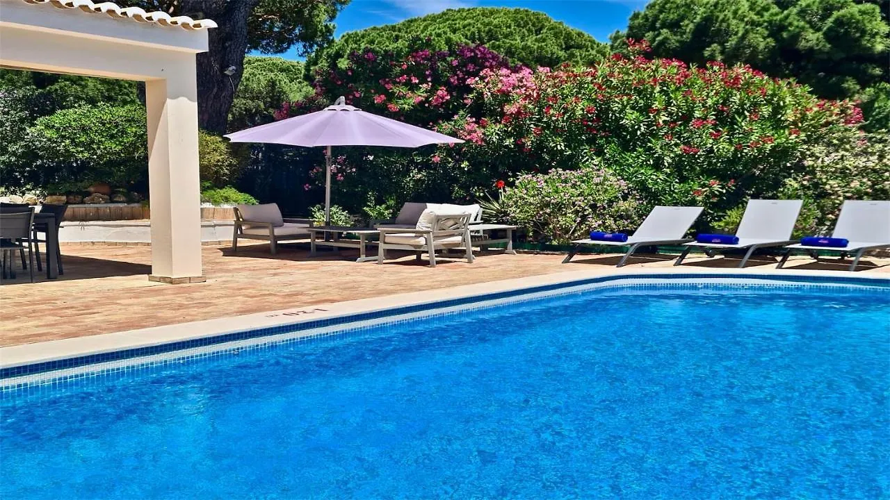 Holiday home Villa Lynx: Marina-Side Retreat for 8 Vilamoura