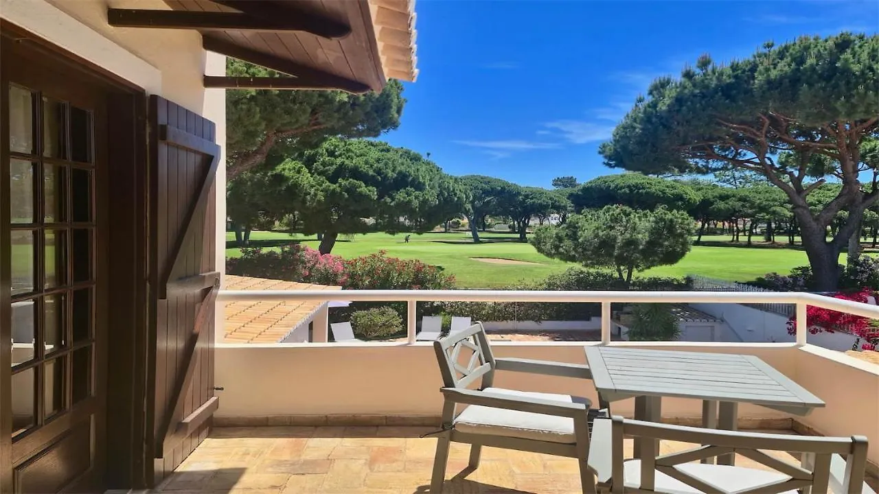 Holiday home Villa Lynx: Marina-Side Retreat for 8 Vilamoura