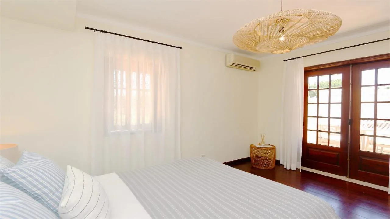 Villa Lynx: Marina-Side Retreat for 8 Vilamoura 0*,